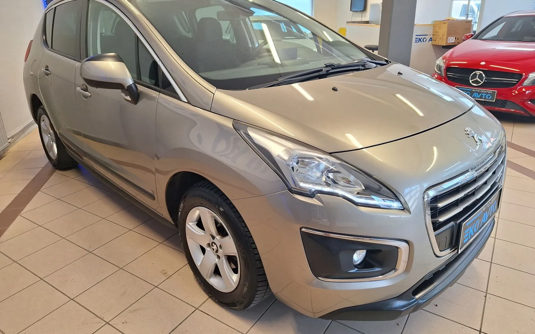 Zunanja slika - Peugeot 3008 - ACTIVE 1.6 BlueHDi 120 avtomatik KREDIT BREZ POL - 4