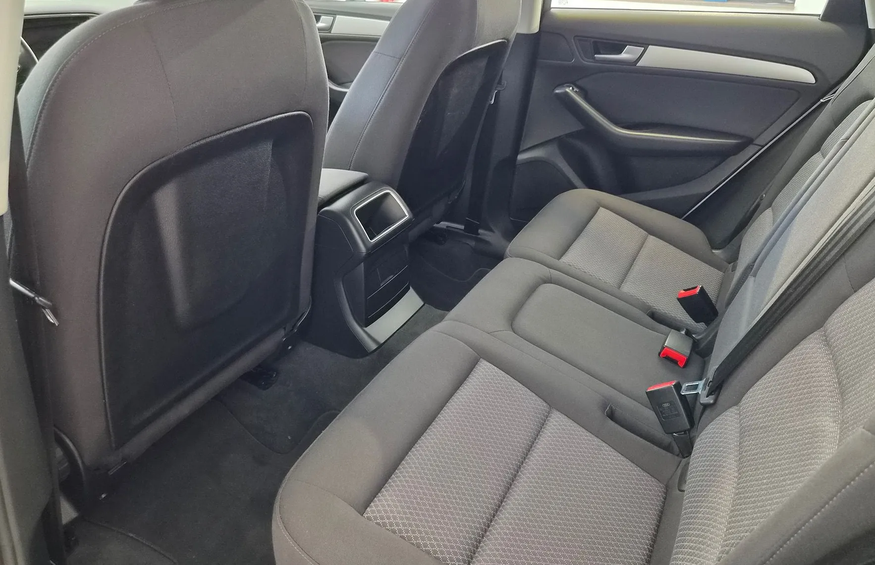 Zunanja slika - Audi Q5 - 2.0 TDI QUATTRO|SLO|XENON|TEMPOMAT|BT|NAVI|PDC - 11