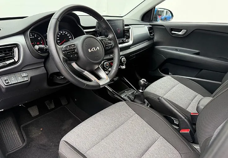 Zunanja slika - KIA Stonic - 1.2 DPI LX SLO-1.LASTNIK SAMO 29.000KM - 7