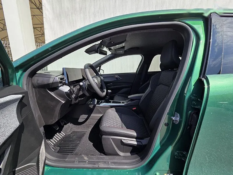 Zunanja slika - Renault Clio - 6 Techno TCE 115 + Zasilno rezervno kolo - 8