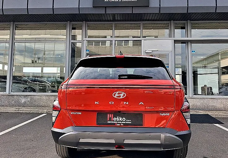 Zunanja slika - Hyundai Kona - 1.6 GDI   hibrid Premium DCT KOT NOV - SAMO 104km - 8