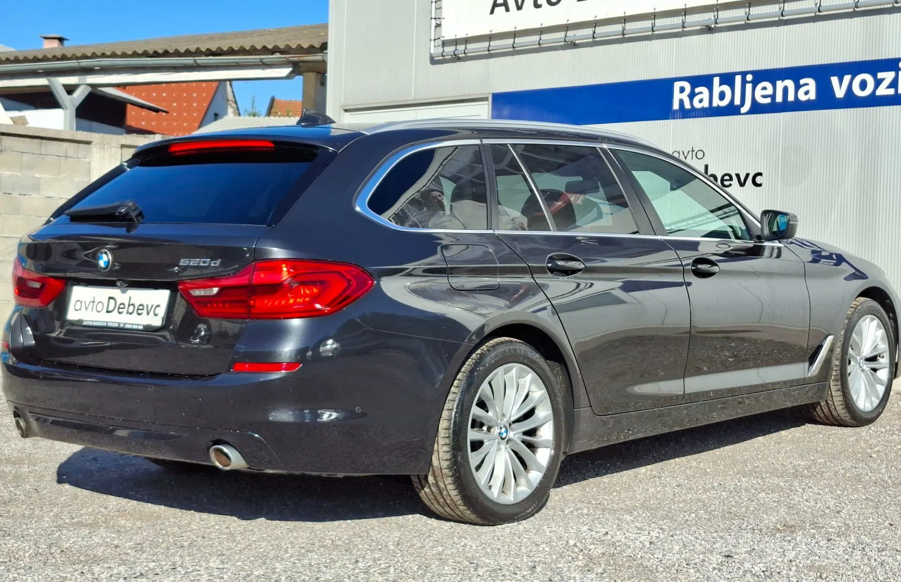 Zunanja slika - BMW Serija 5 - Touring: 520d Touring Avt. - 4