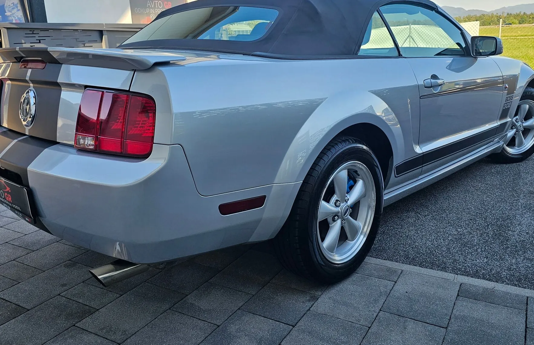 Zunanja slika - Ford Mustang - GT 4.6 CABRIO- AUTOMATIC-ODLIČEN-Le 125.000km - 16