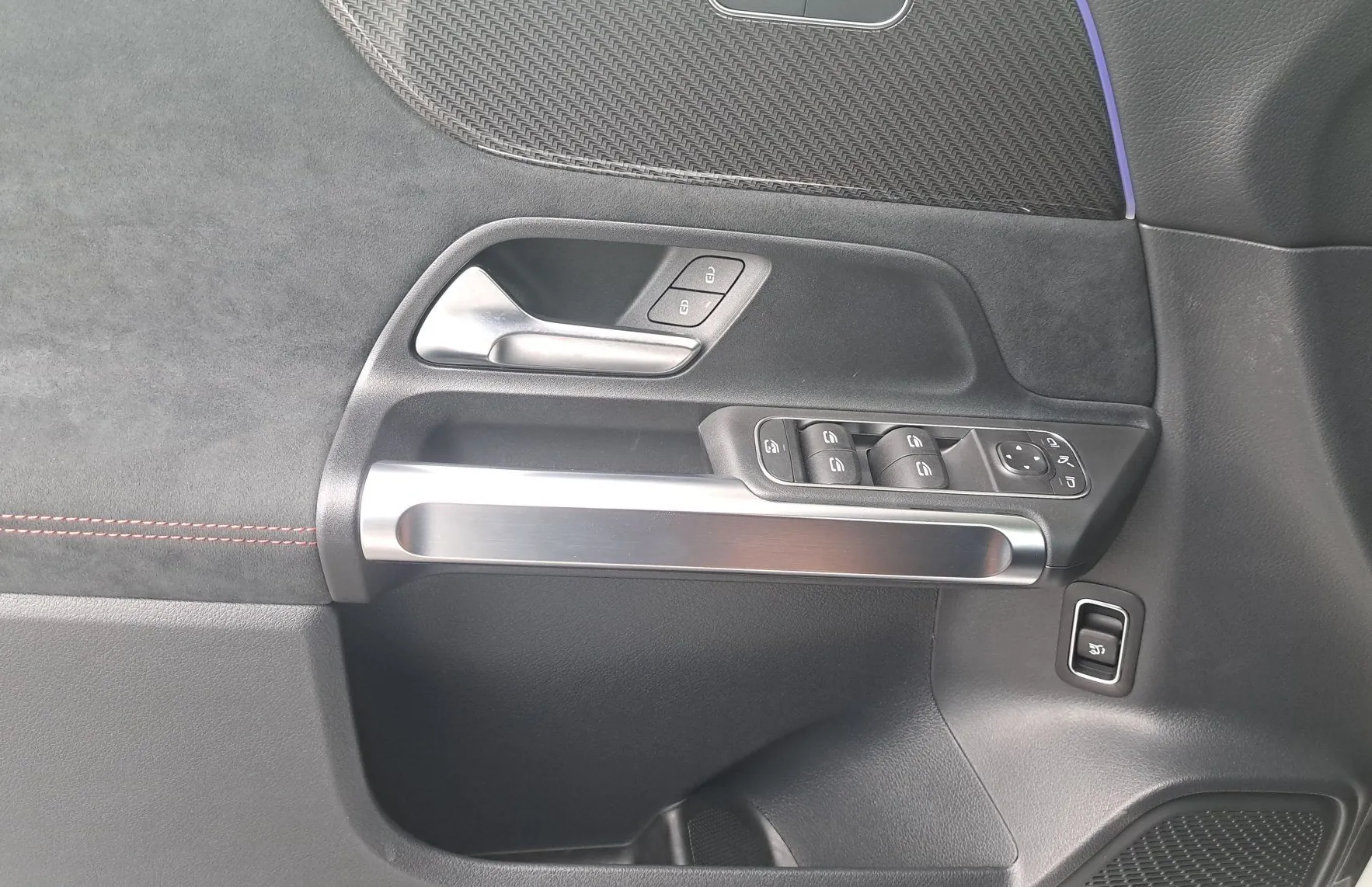 Zunanja slika - Mercedes-Benz GLB-Razred - GLB 200 d AMG Line Avt. - 15