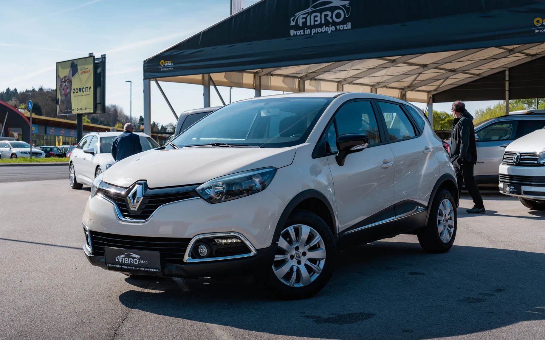 Zunanja slika - Renault Captur - TCe 90 Energy Iconic Start&Stop - 1