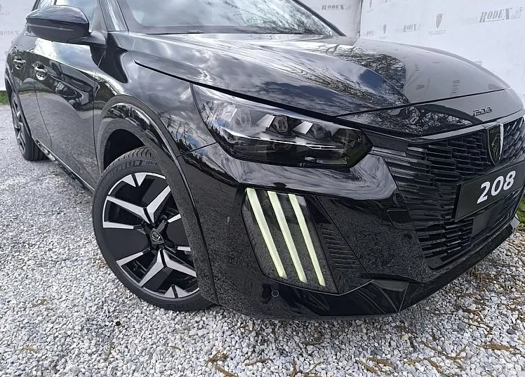 Zunanja slika - Peugeot 208 - GT HIBRID 110 e-DCT - 1