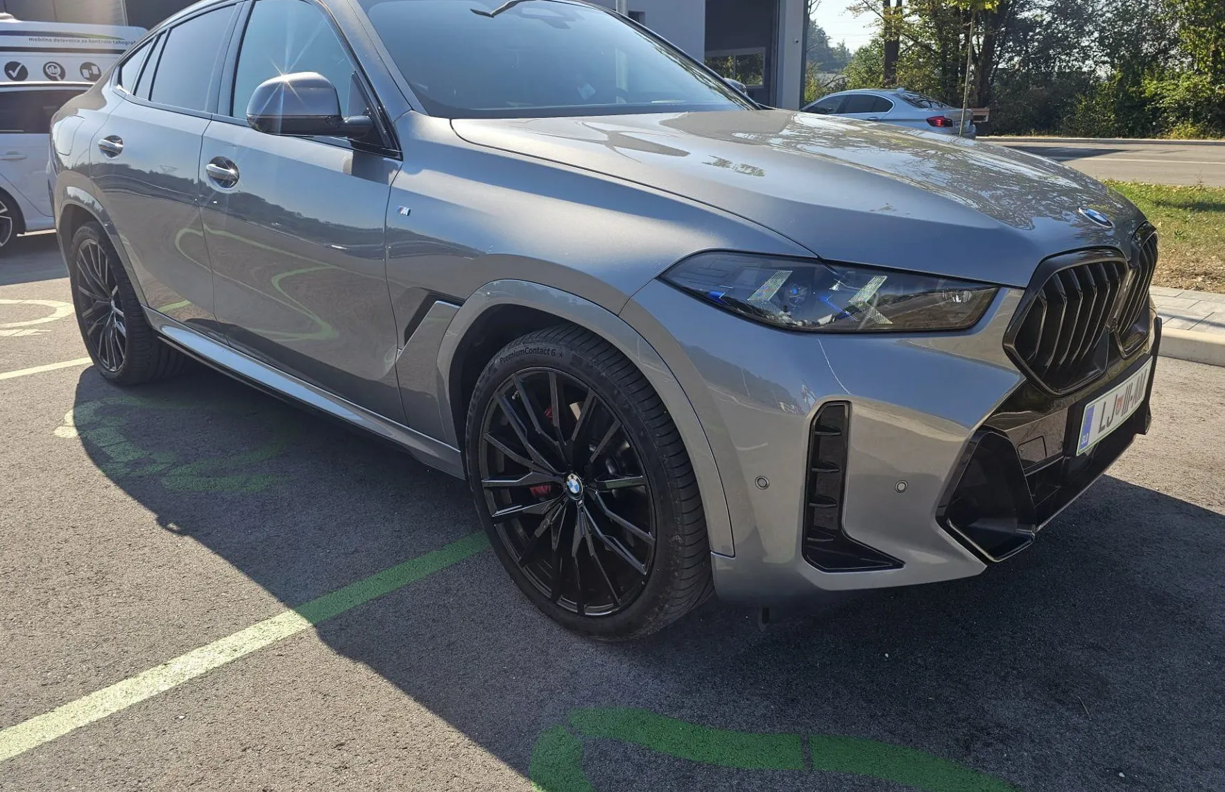 Zunanja slika - BMW X6 - serija : xDrive30d Avt. - SLO - Full option - 2