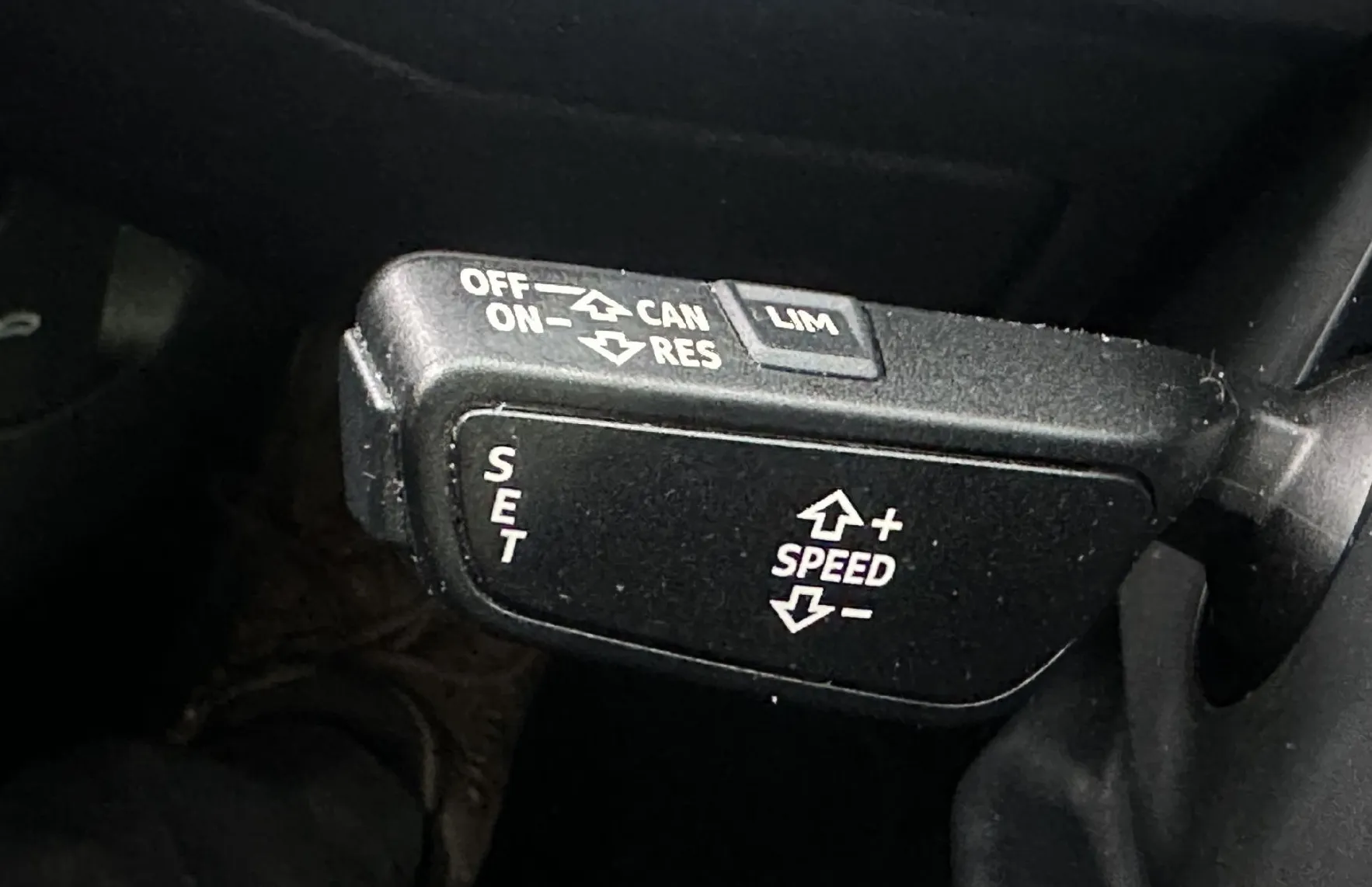 Zunanja slika - Audi A3 - 40 TFSI e Business Stronic 150kW.KAMERA.LED.BENCIN - 16