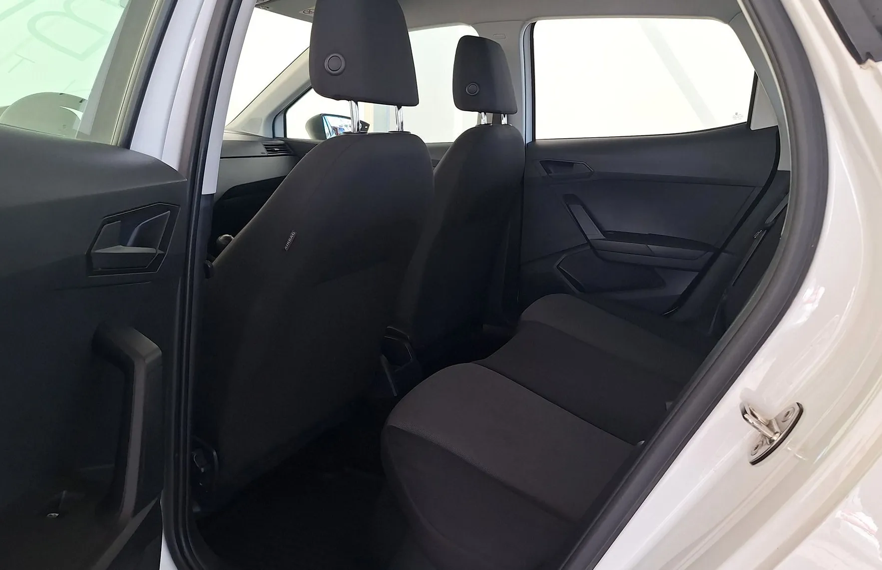 Zunanja slika - Seat Arona - 1.0 Eco TSI Reference •SLO•PARK.SENZORJI•... - 13