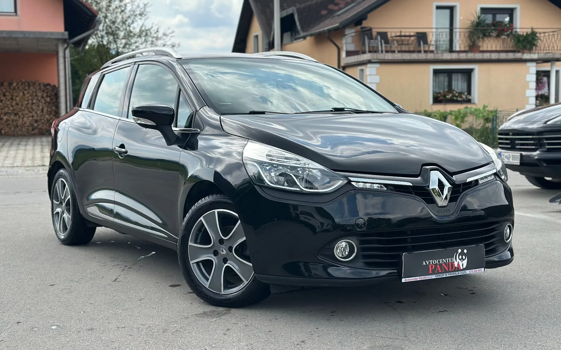Zunanja slika - Renault Clio - Grandtour  75 Expression Techno Feel Energy 1.5 dCi+S - 6