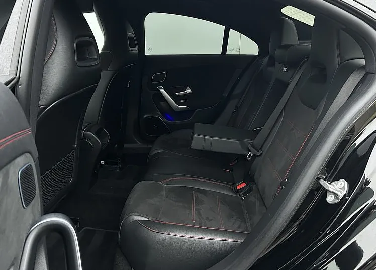 Zunanja slika - Mercedes-Benz CLA-Razred - 180 AMG OPTIK-BURM-NAVI-PDC-KAMERA-ALU19 - 11
