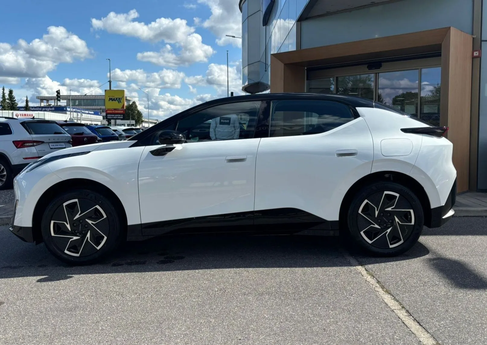 Zunanja slika - Lynk & Co 02 - CORE 66kWh - 3