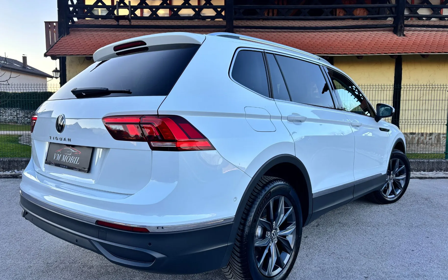 Zunanja slika - Volkswagen Tiguan - Allspace 2.0 TDI-1.LAST-7 SED-VIRTUAL-18COL-KAM 360-RADAR - 4