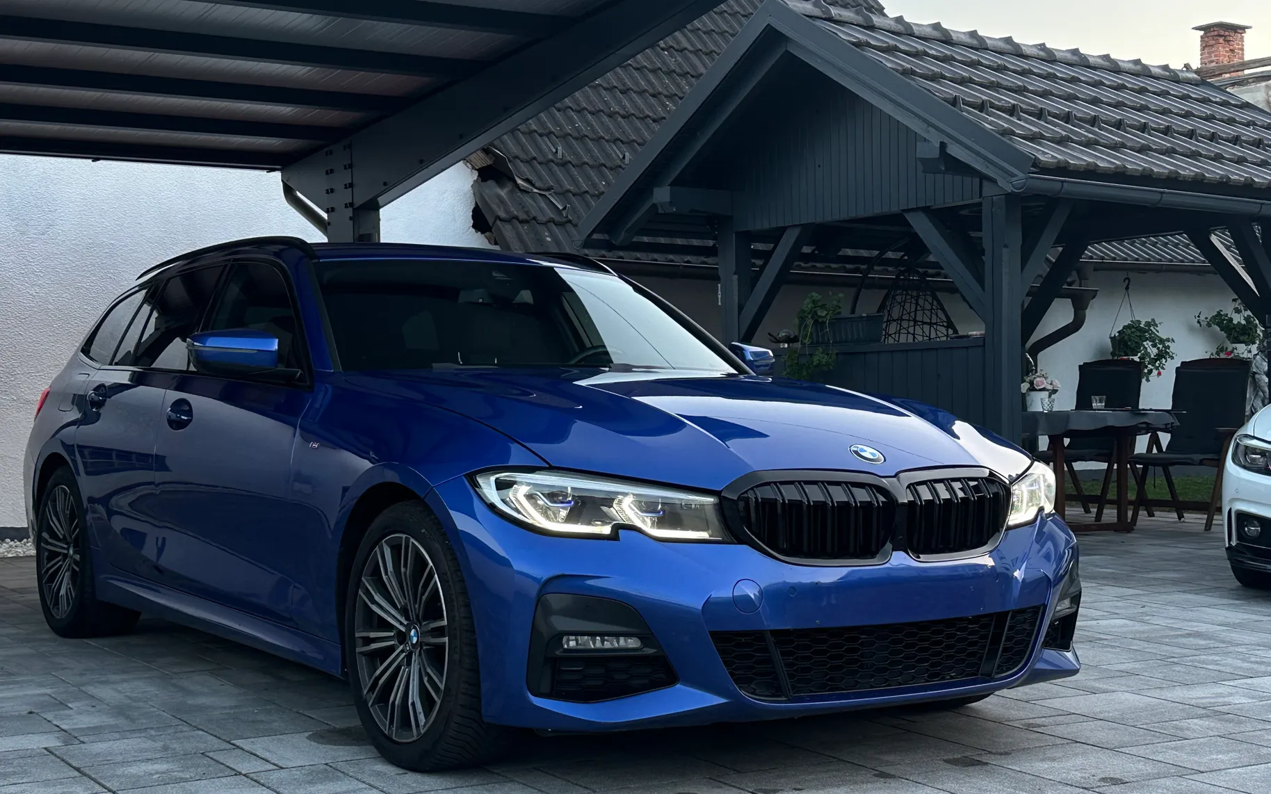 Zunanja slika - BMW Serija 3 - BMW  Touring: M-SPORT AUT|LASER|CARPLAY|KEYLESS| - 3