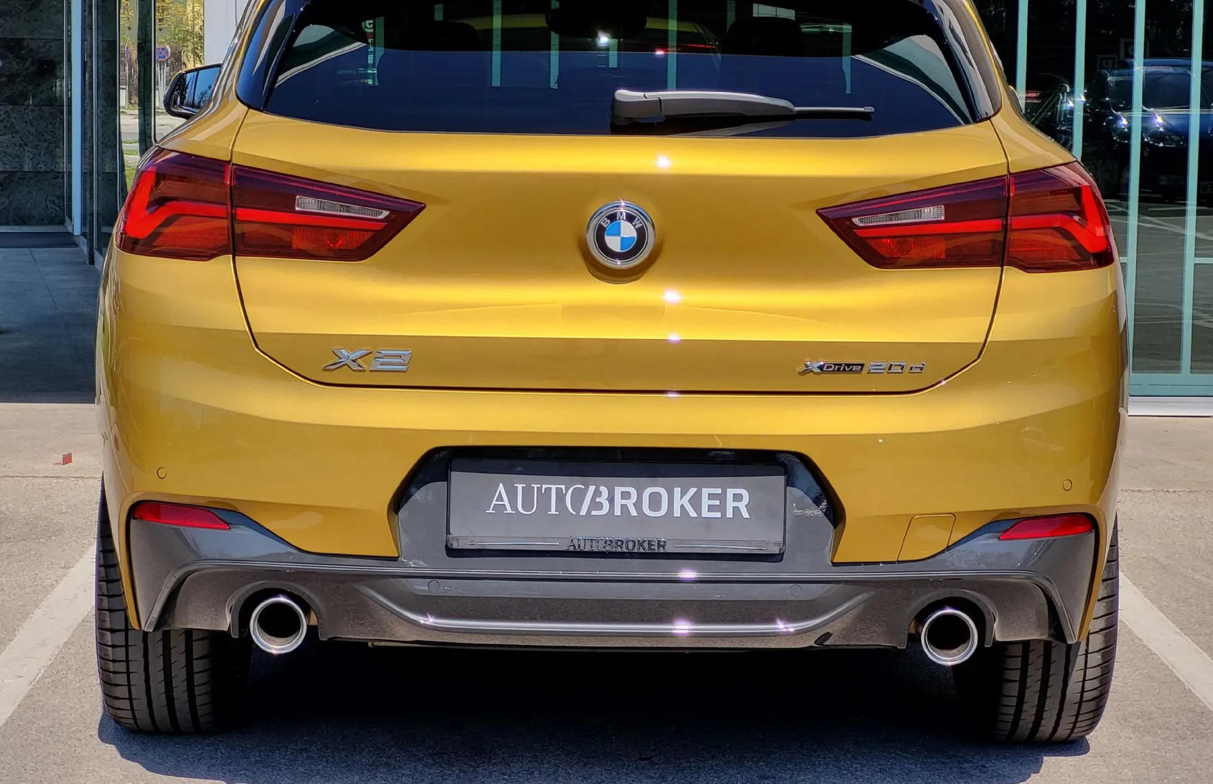 Zunanja slika - BMW X2 - serija : xDrive20d AT  M-Sport Cena novega 61000 EUR - 6