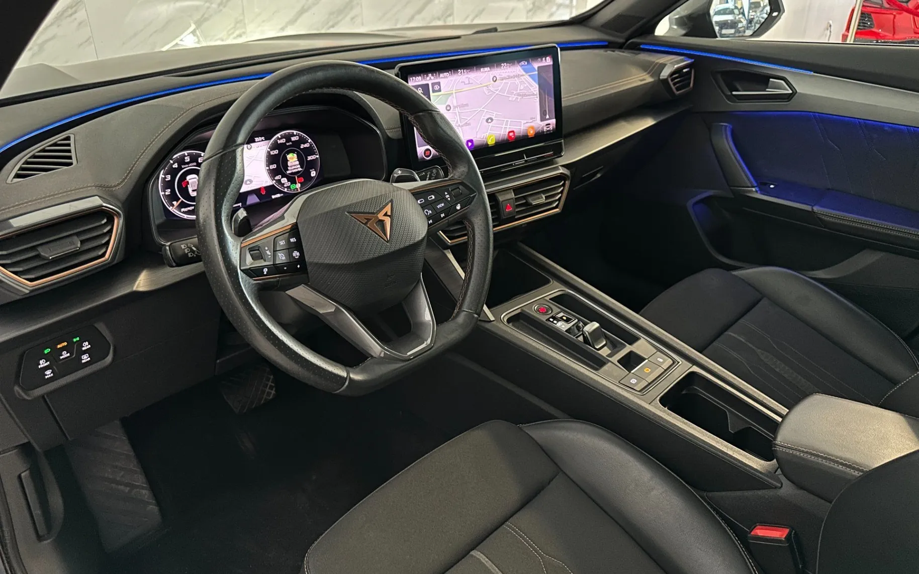 Notranja slika - Cupra Formentor - 2.0 TSI DSG 4Drive|Led|Pano|Kamera|PDC|Gretje|SLO - 8