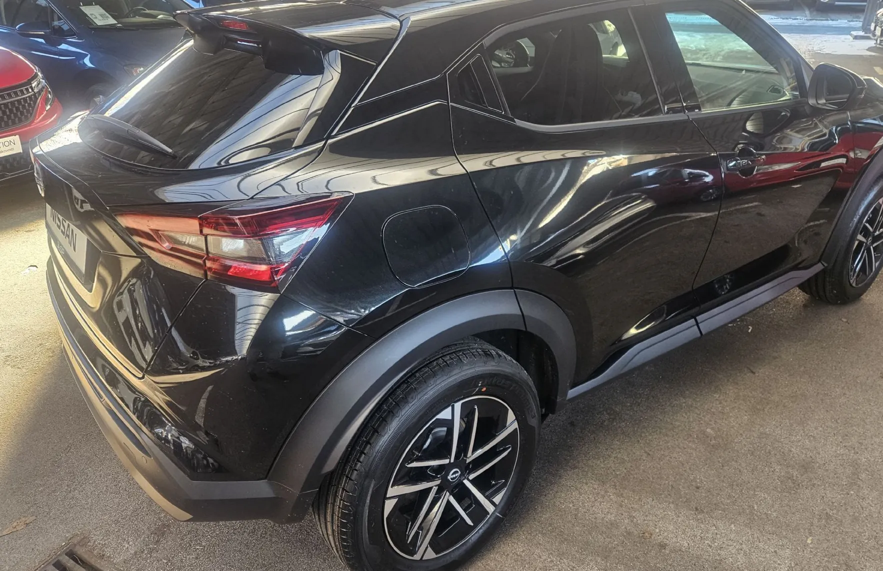 Zunanja slika - Nissan Juke - 1.0 DIG-T 114 N-Connecta - 3