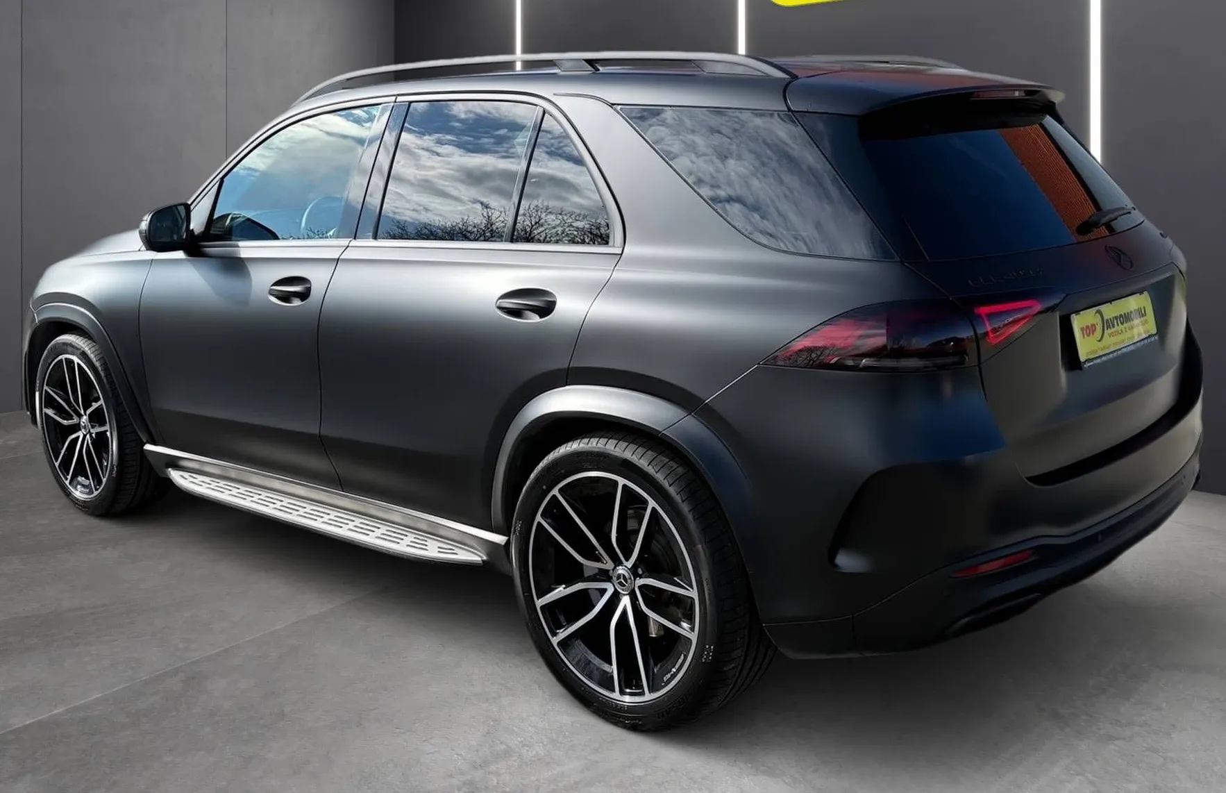Zunanja slika - Mercedes-Benz GLE-Razred - GLE 400d 4MATIC AMG LINE RADAR MULTIBEAM KAMERA... - 5
