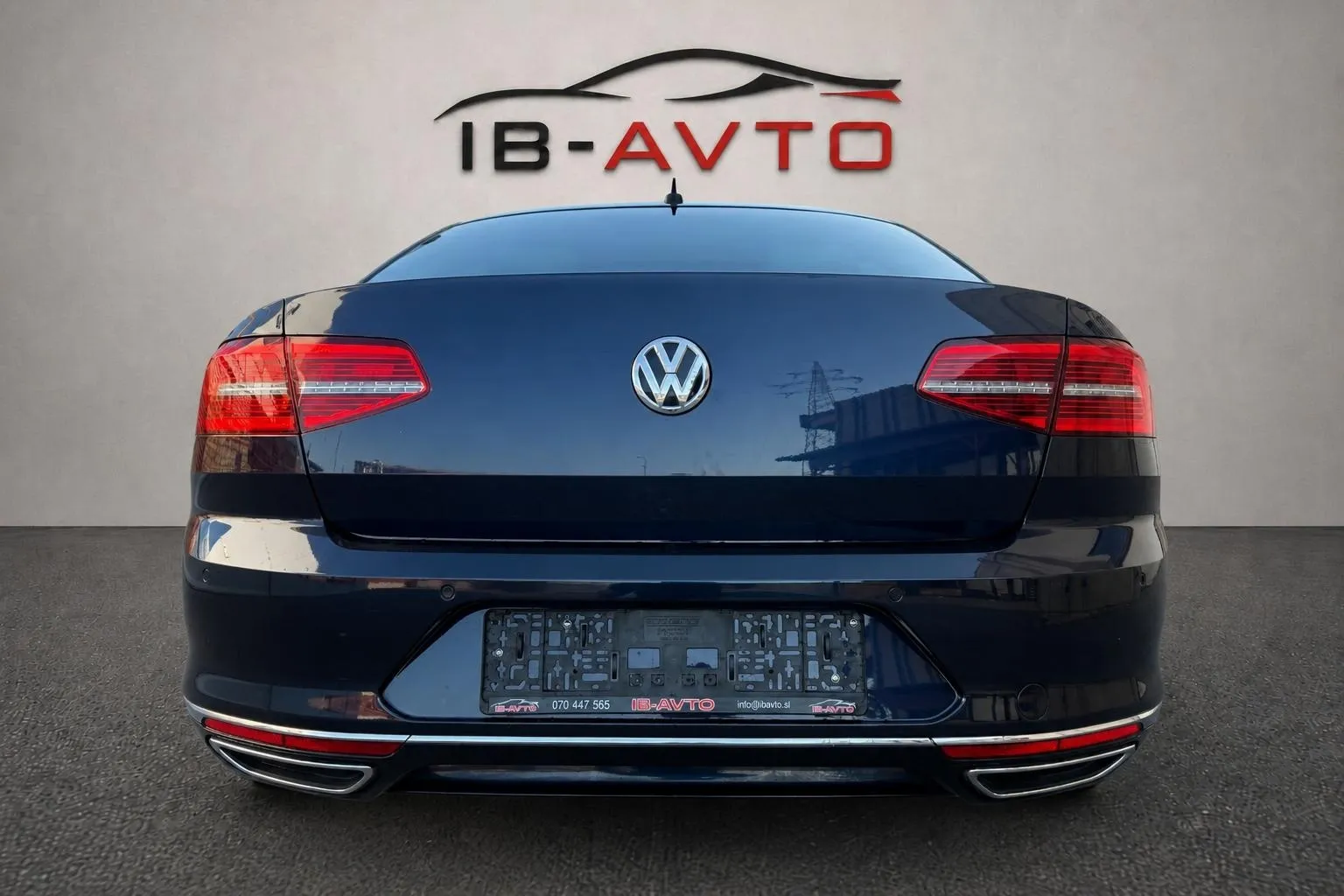 Zunanja slika - Volkswagen Passat - 4motion 2.0 TDI BMT Highline DSG - 5