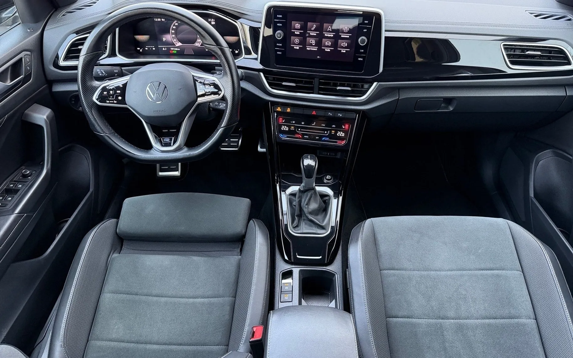 Notranja slika - Volkswagen T-Roc - 2.0 TDI BMT R-Line DSG-Vl.kljuka-Masaža-IQ Light.. - 10
