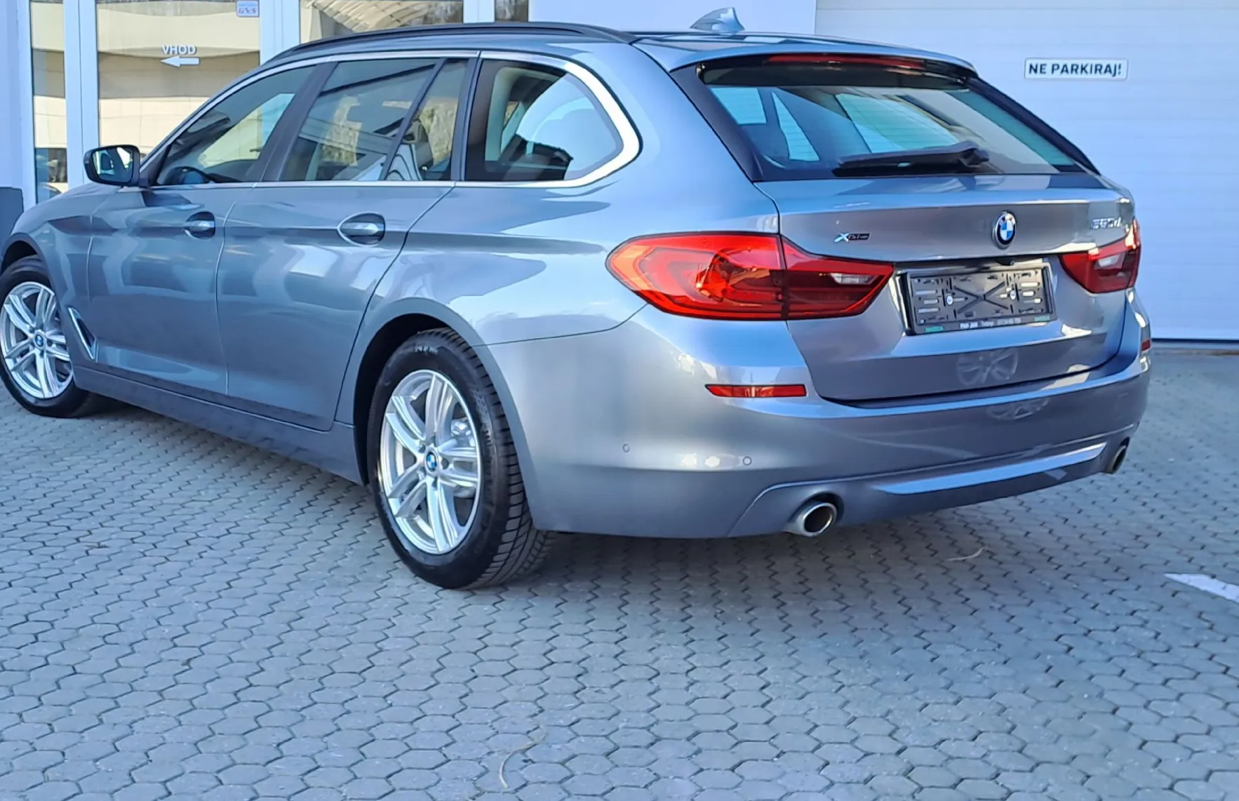Zunanja slika - BMW Serija 5 - Touring: 520d xdrive - 3