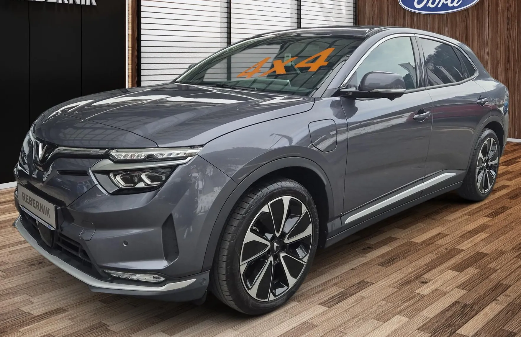 Zunanja slika - Vinfast VF8 - PLUS 87.7kWh 408PS AWD-GRATIS POLNILNICA 22KW - 1