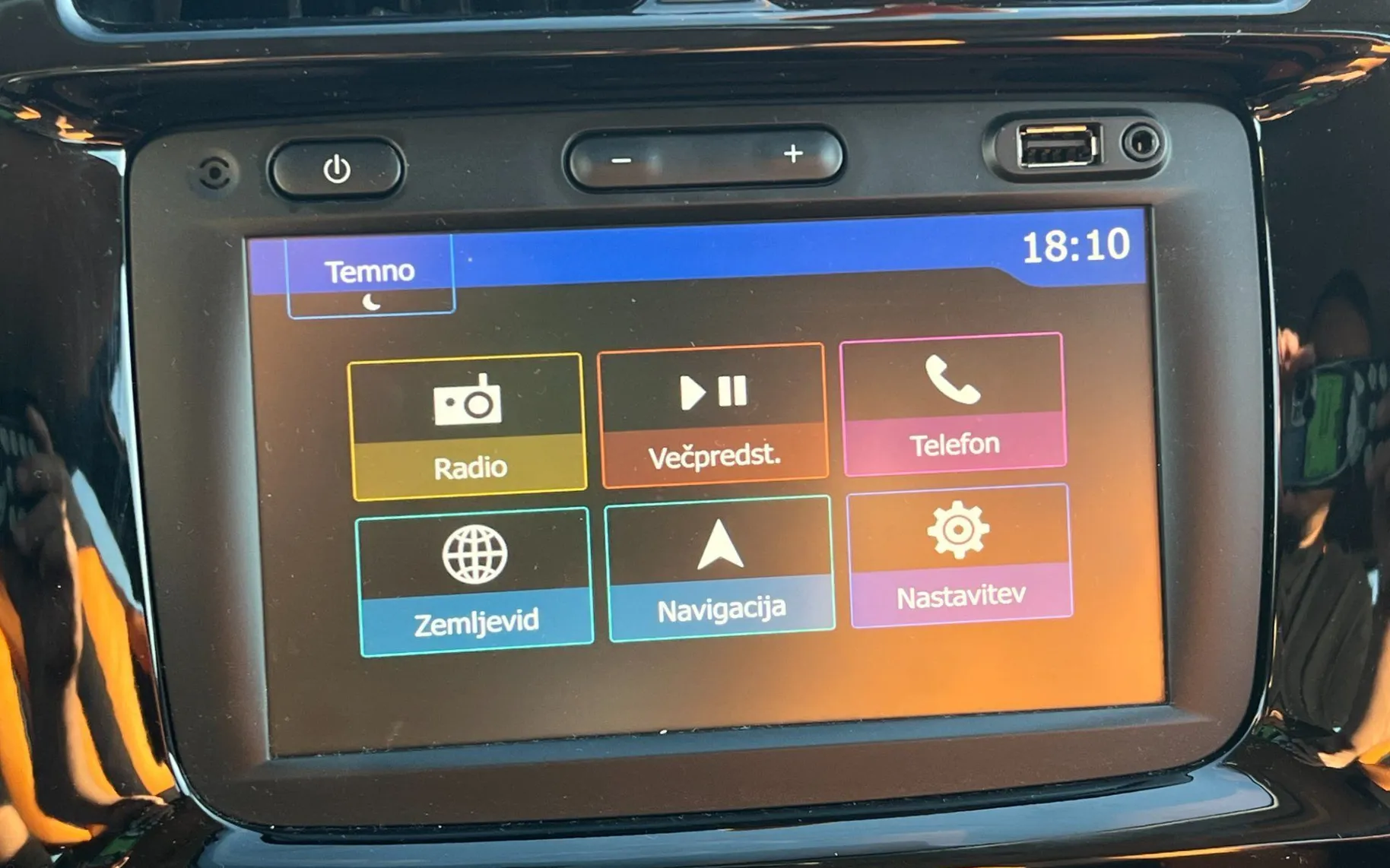 Zunanja slika - Dacia Spring - 1. LASTNICA. VZR.KAM. 2X PDC. NAVI. LED - 14