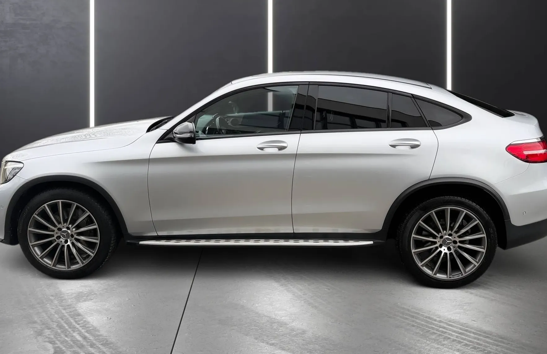 Zunanja slika - Mercedes-Benz GLC-Razred - GLC coupe GLC 220d 4MATIC AMG LINE FUL LED NAVI TEMP PDC K.. - 3