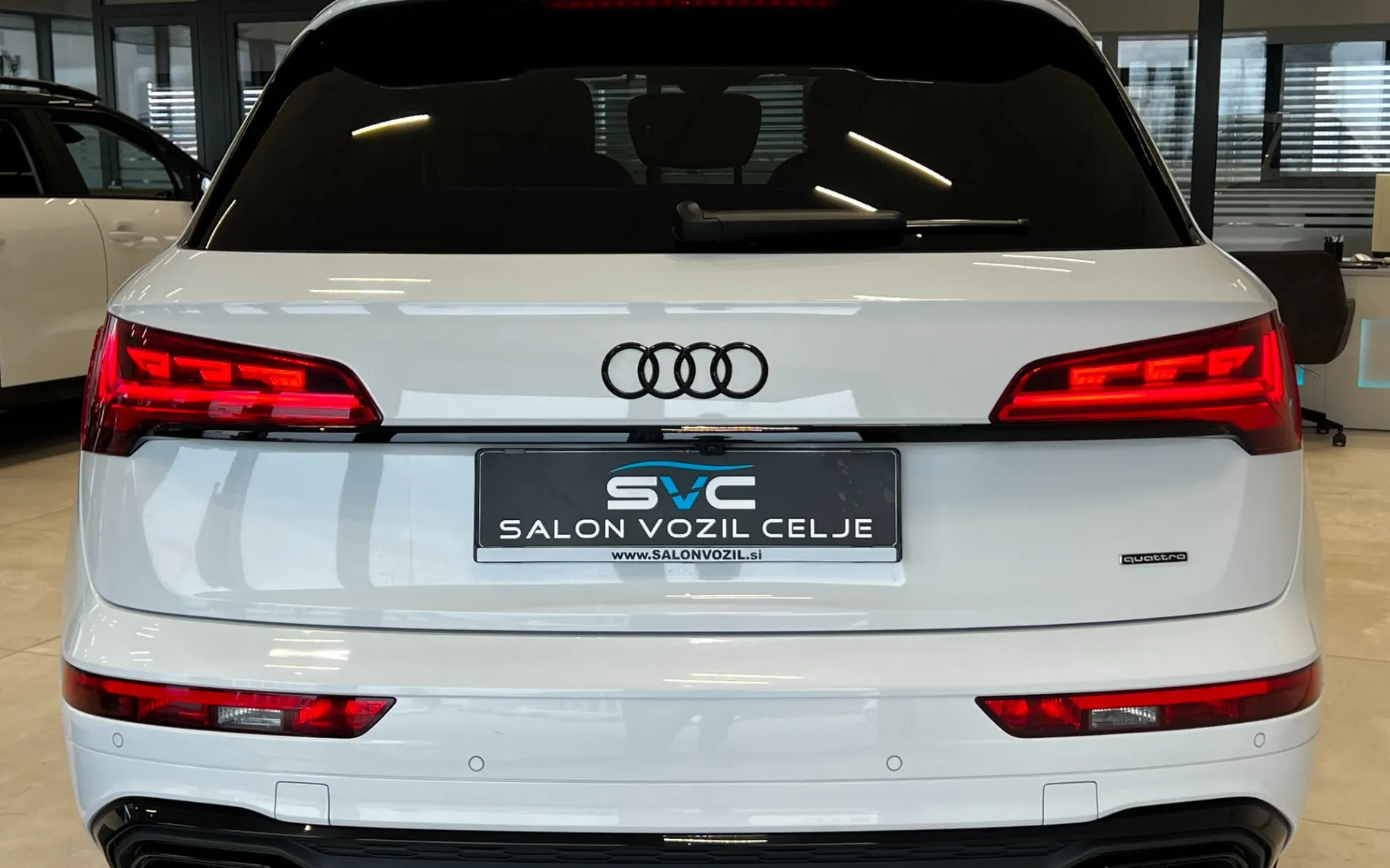 Zunanja slika - Audi Q5 - 40 TDI-Q-S-LINE-MATRIX-HUD-VIRTUAL-KAM360-KEYLESS - 6