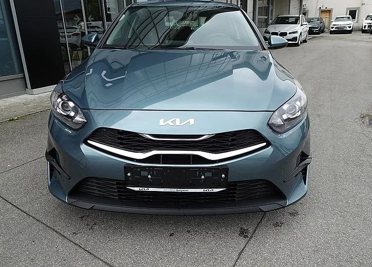 Zunanja slika - KIA Ceed - 1.0 T-GDi LX Champion+ ISG. ZIMSKE GUME ZA 1€.30° - 12