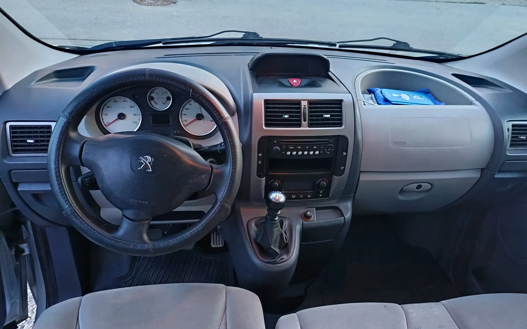 Notranja slika - Peugeot Expert - Tepee - 6