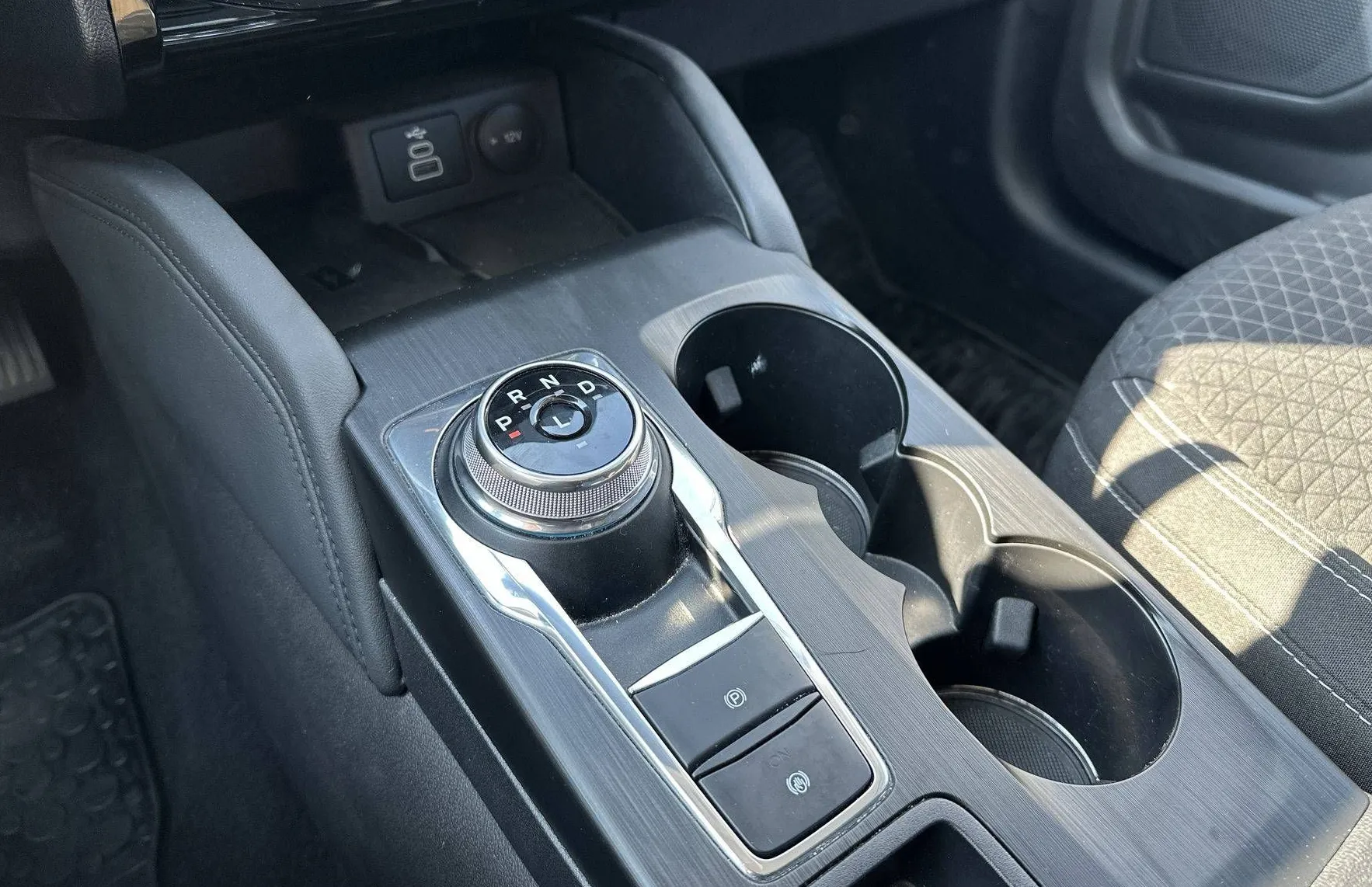 Zunanja slika - Ford Kuga - 1.5 EcoBoost Titanium - 17