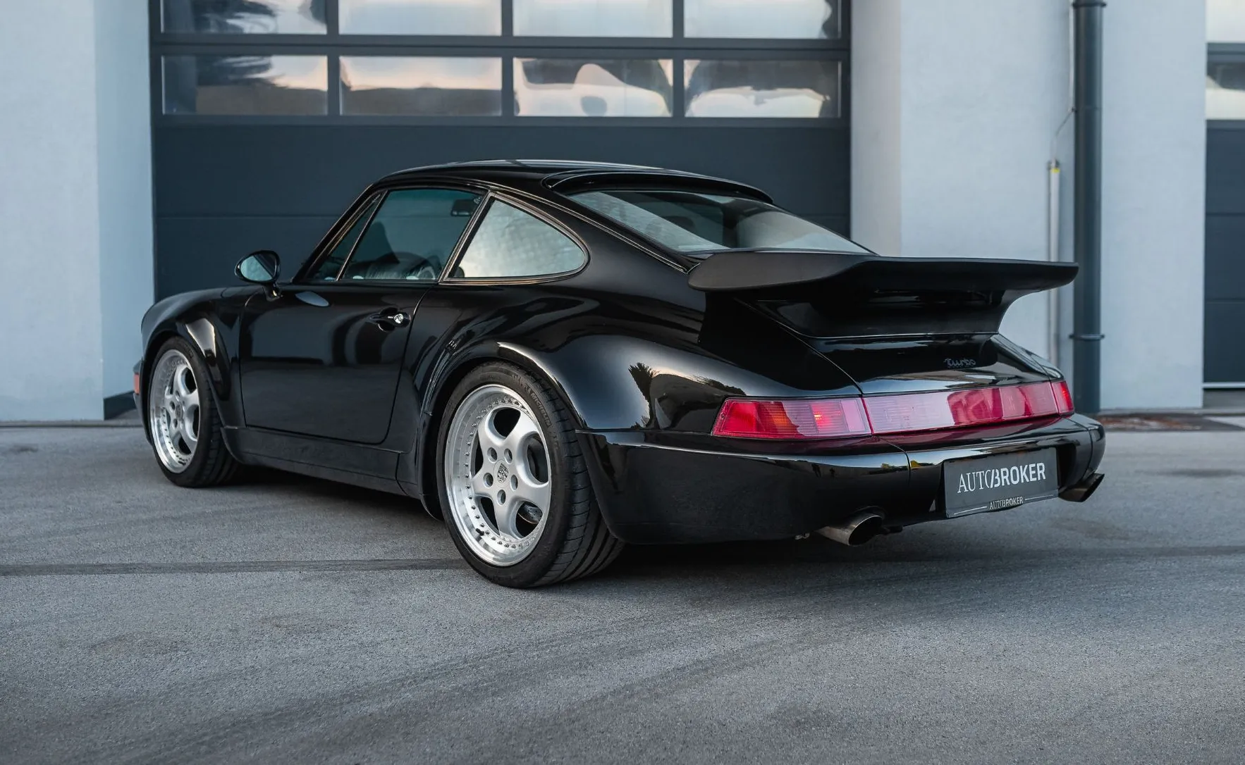 Zunanja slika - Porsche 911 - 964 Turbo 3.3 - BAD BOY - ZA POZNAVALCE - 7