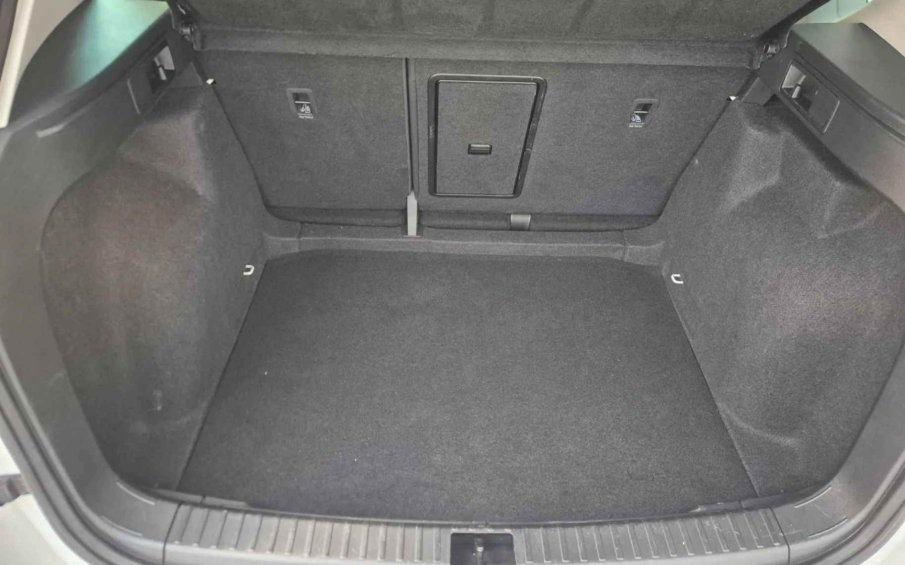 Notranja slika - Seat Ateca - 2.0 TDI 110 KW STYLE DSG - 9
