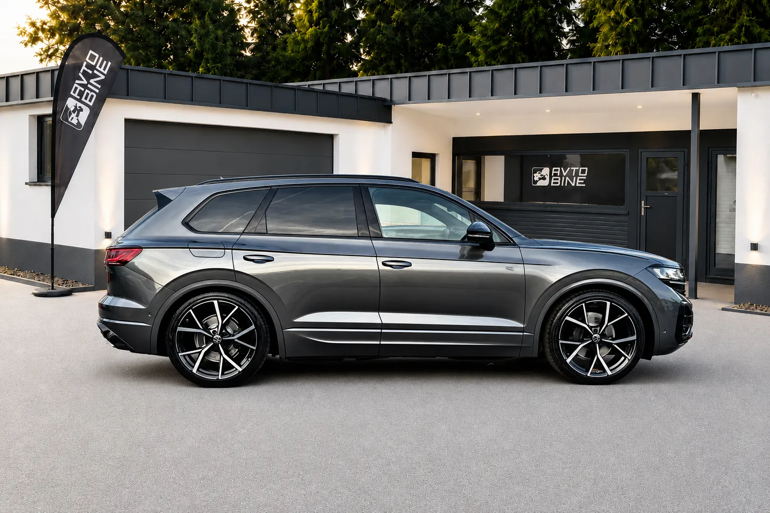 Zunanja slika - Volkswagen Touareg - 4MOTION•R-LINE•PANO•MASAŽA•ZRAČNO•1LASTNIK•KOT N.. - 4