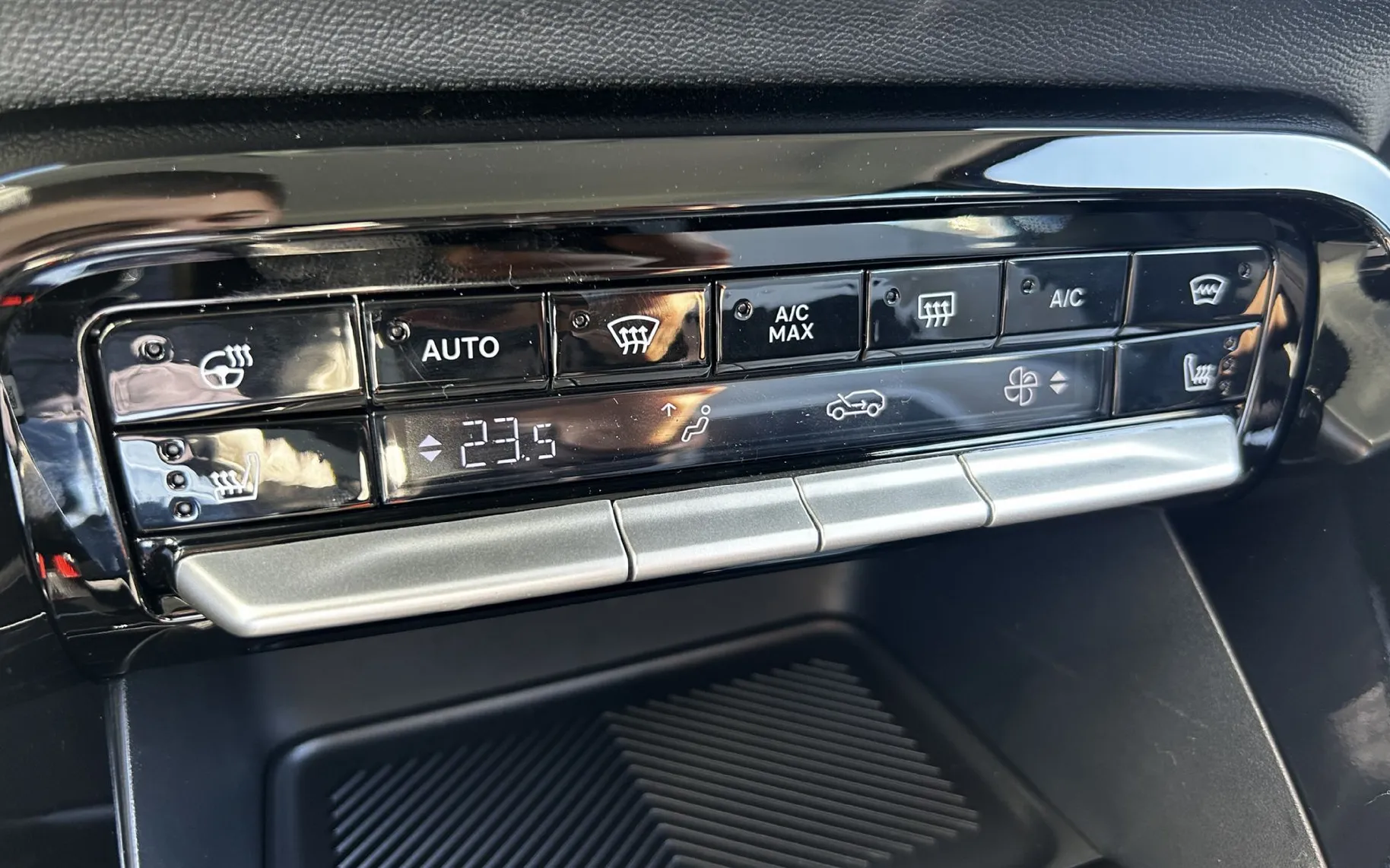 Zunanja slika - Citroën C3 - Plus Hybrid110 S S eDCT6 - 16