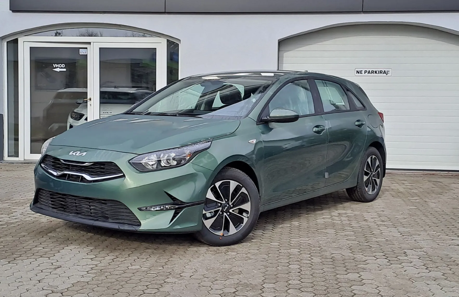 Zunanja slika - KIA Ceed - 1.0 T-GDi LX Champion+ ISG. M T 74 kW - 1