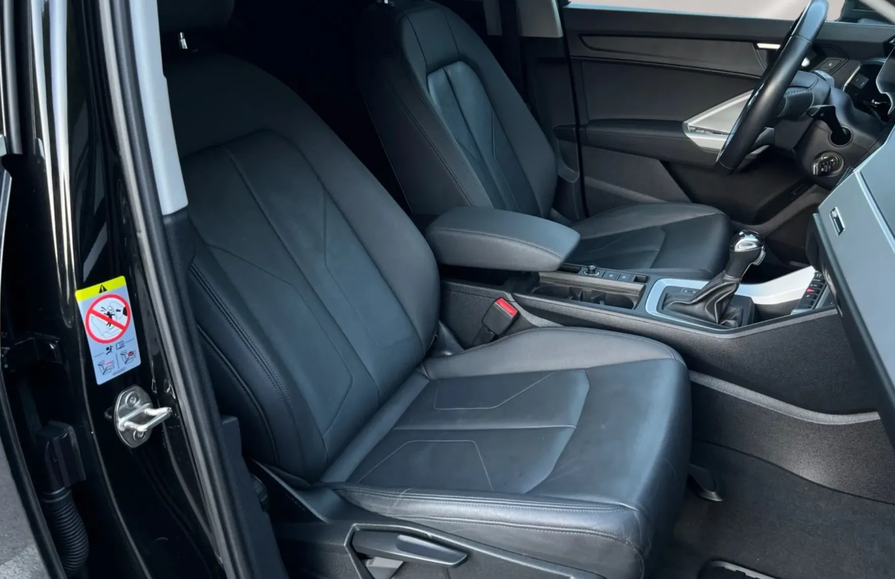 Zunanja slika - Audi Q3 - Sportback 35 TFSI S tronic od 1 lastnika 1 letna garancija - 12