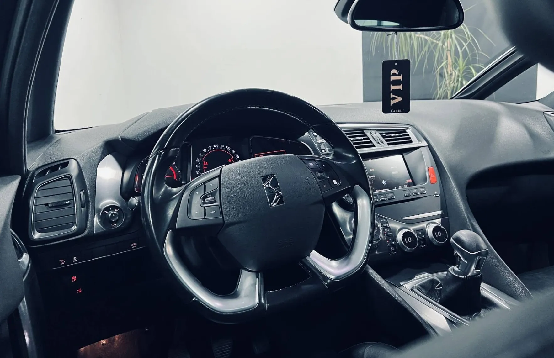 Zunanja slika - Citroën DS5 - 2.0HDI -PERLA-PANORAMA-ALU17 - 8