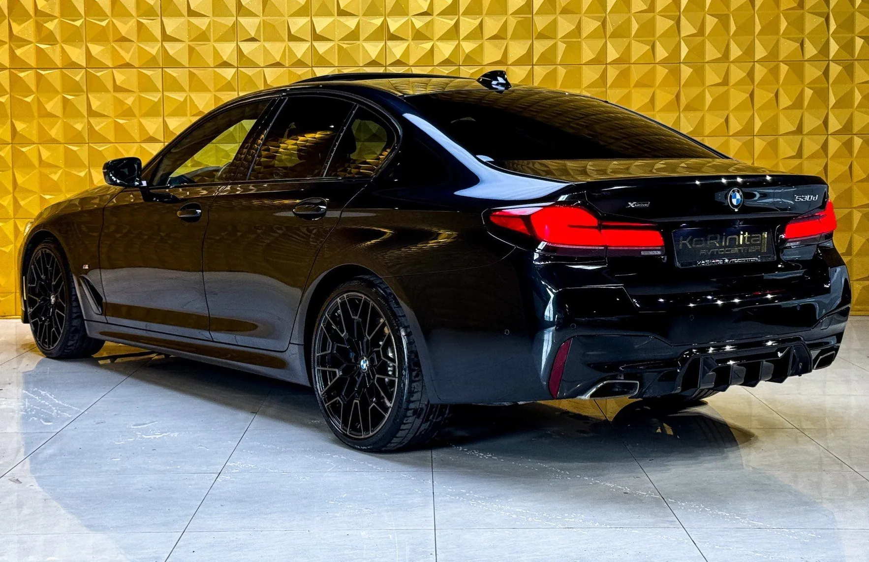 Zunanja slika - BMW Serija 5 - : 530d xDrive M Sport-LASER-4CONTROL-HLAJENJE-HEAD - 7