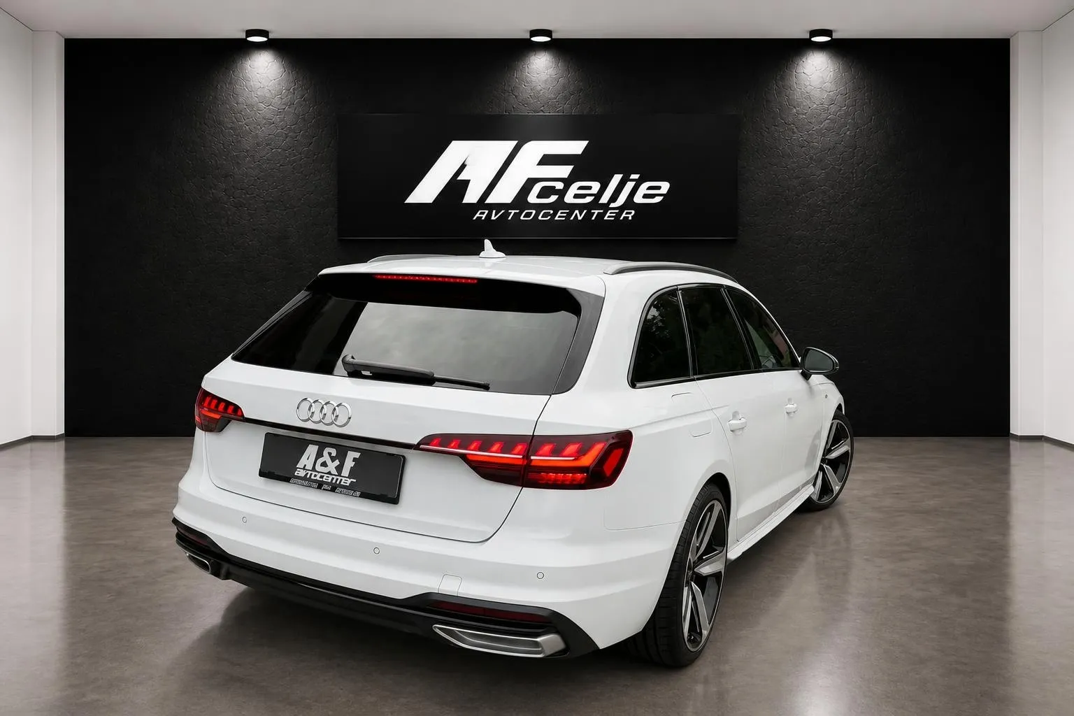 Zunanja slika - Audi A4 Avant - 2.0 TDI-AUT-S LINE-VIRUTAL-MATRIX-LIZING ZA TUJC.. - 5