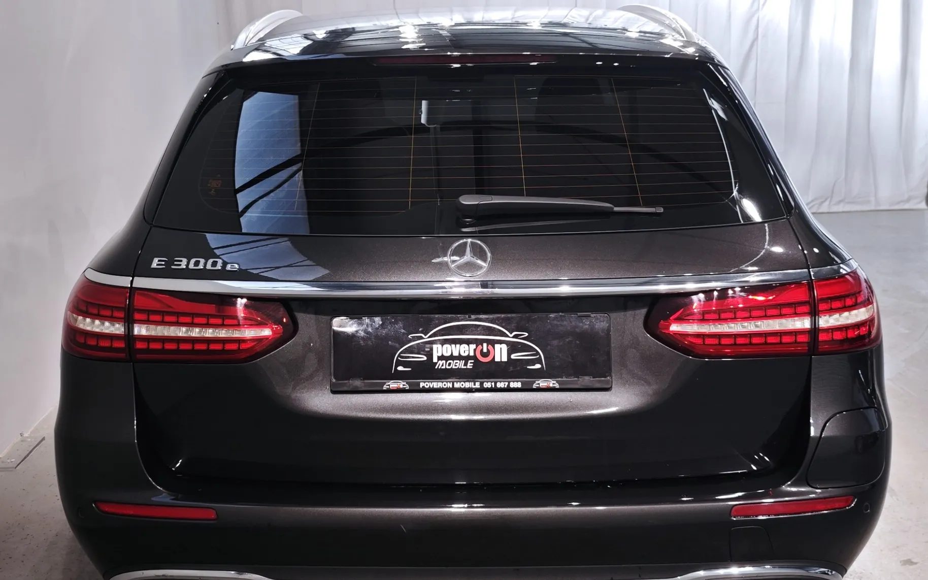 Zunanja slika - Mercedes-Benz E-Class - E300e PHEV ACC KAM NAVI LED PDC LANE VIRTUAL USNJE - 3