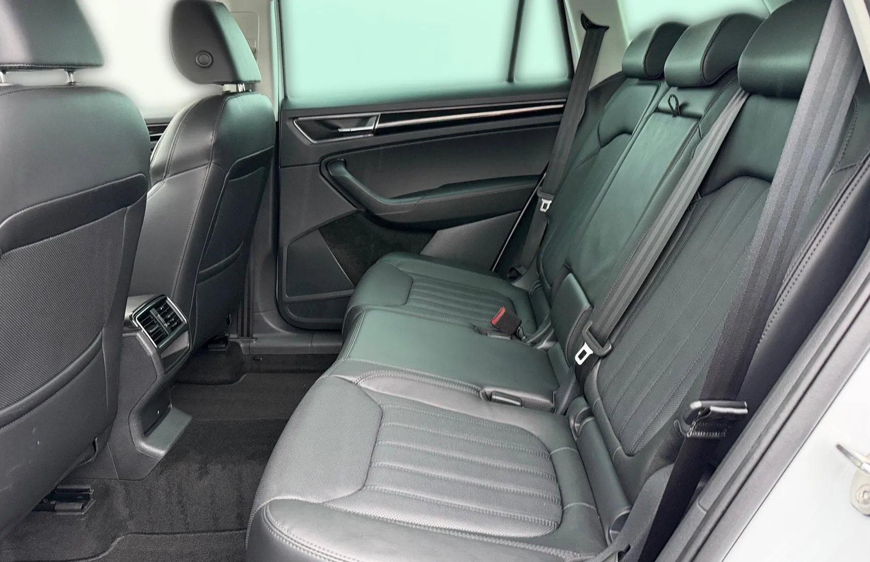 Zunanja slika - Škoda Kodiaq - L K 2.0 TDI 110kW 4X4 DSG-Matrix LED-Mrtvi kot-... - 11