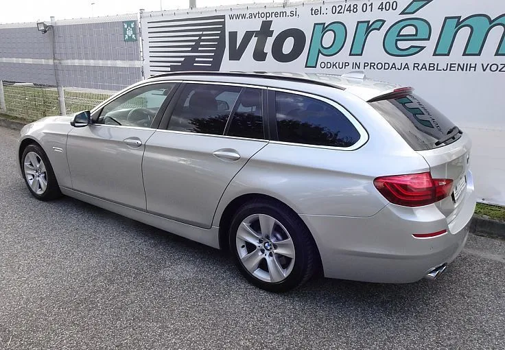Zunanja slika - BMW Serija 5 - Touring: 520d AUT. PANORAMA KLJUKA - FINANCIRANJE - LEAN - 3