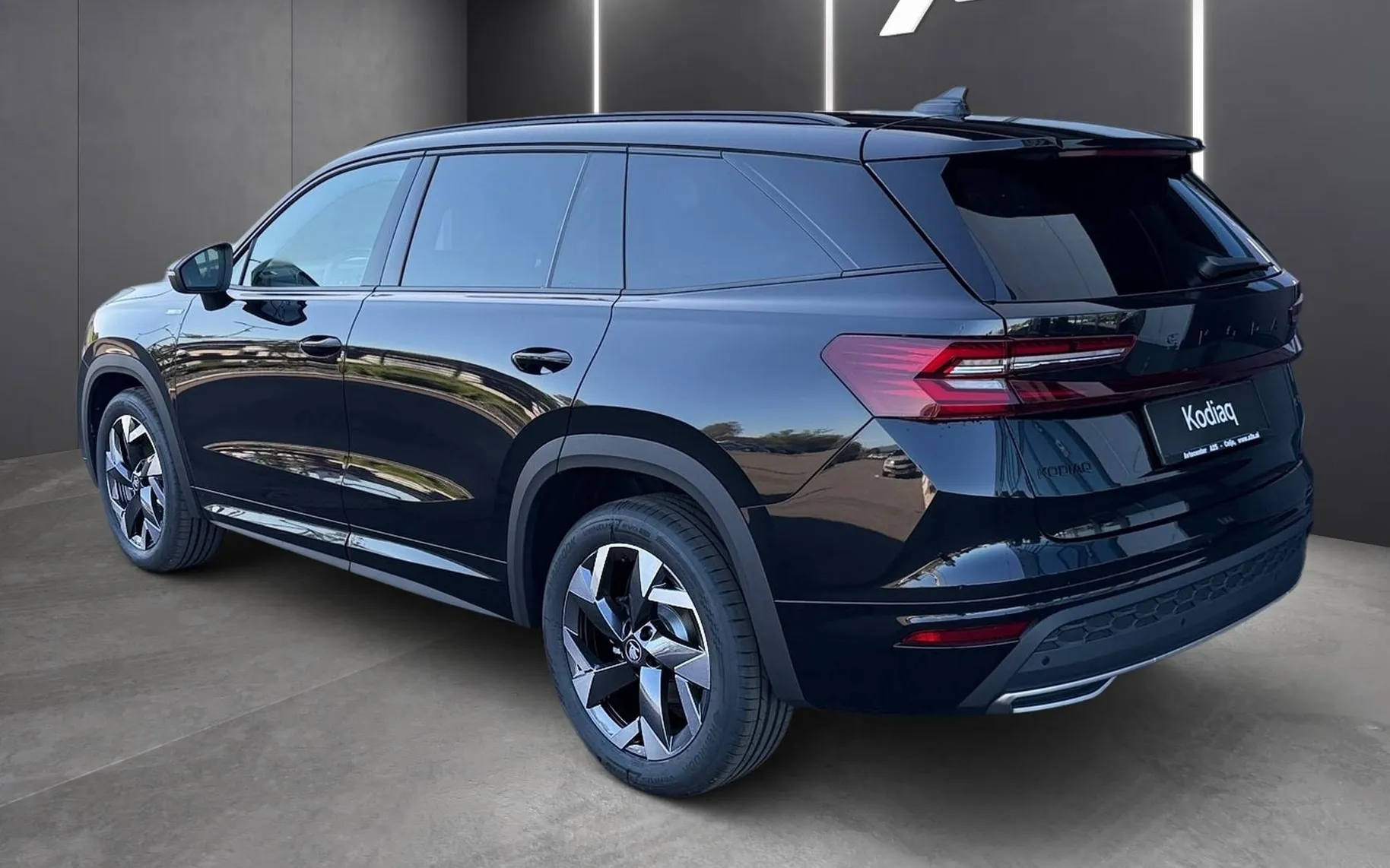 Zunanja slika - Škoda Kodiaq - 4x4 2.0 TDI Sportline DSG... - 4