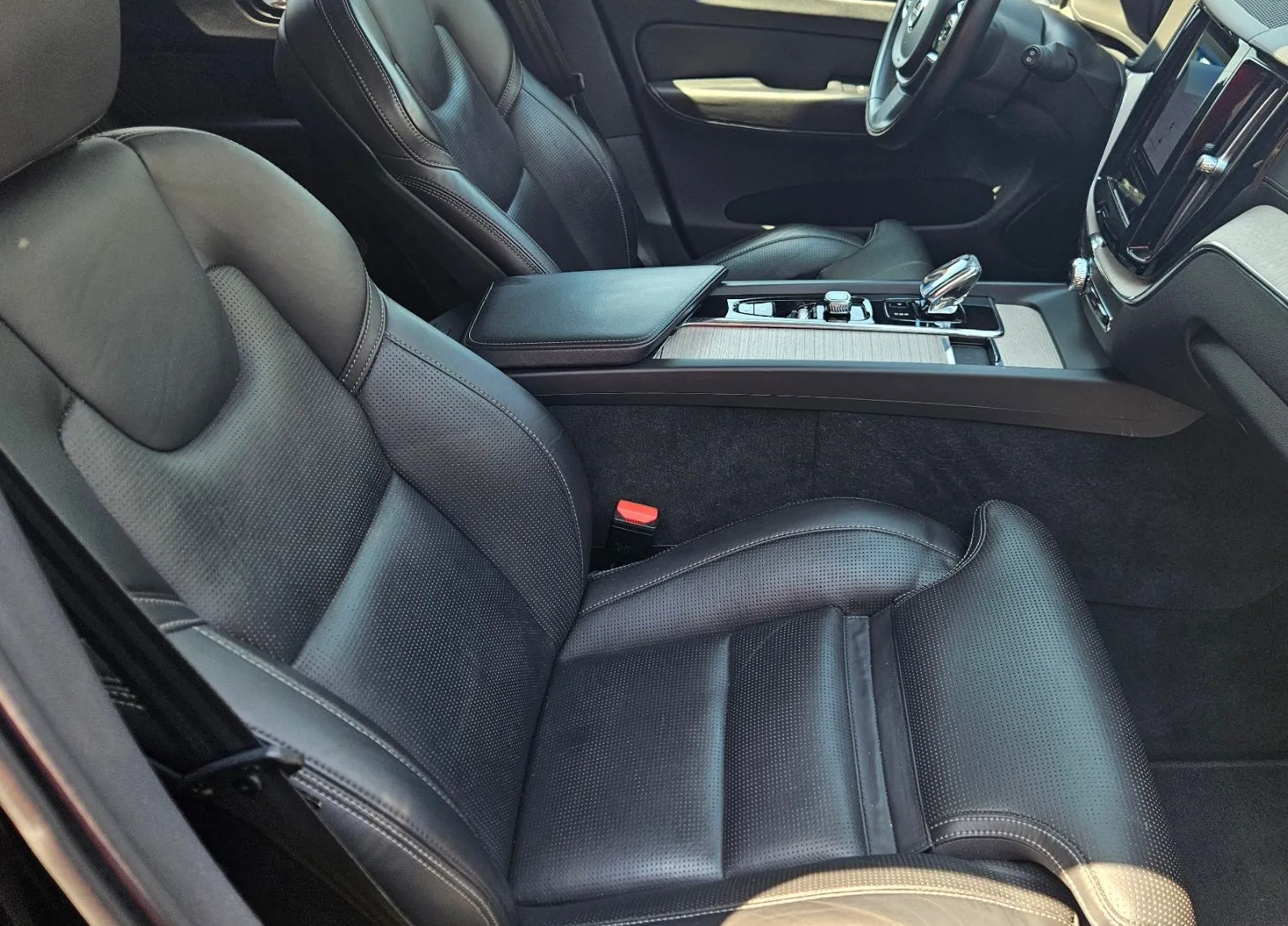 Zunanja slika - Volvo XC60 - B4D AWD Inscription Luxe Avt.+22 COL+2x Memory - 15