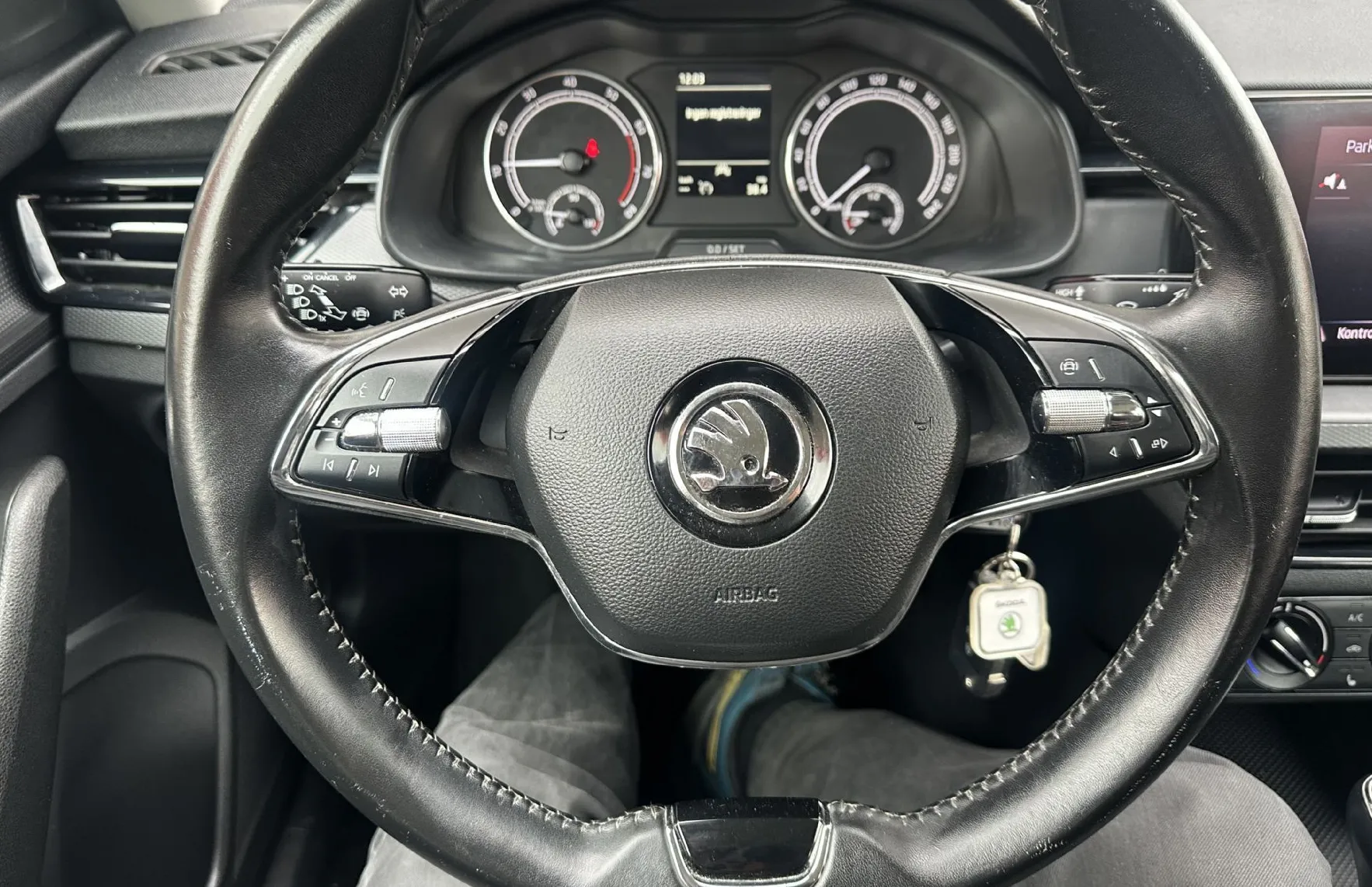 Zunanja slika - Škoda Kamiq - 1.0 TSI  81 kW.LED.GRET.SEDEŽEV.SAMO 82.000 KM - 8