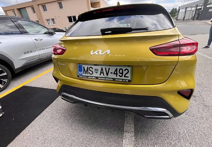 Zunanja slika - KIA XCeed - 1.5 T-GDI WAY - 8
