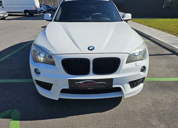 Zunanja slika - BMW X1 - serija :  xDrive23d M Sport paket - 2