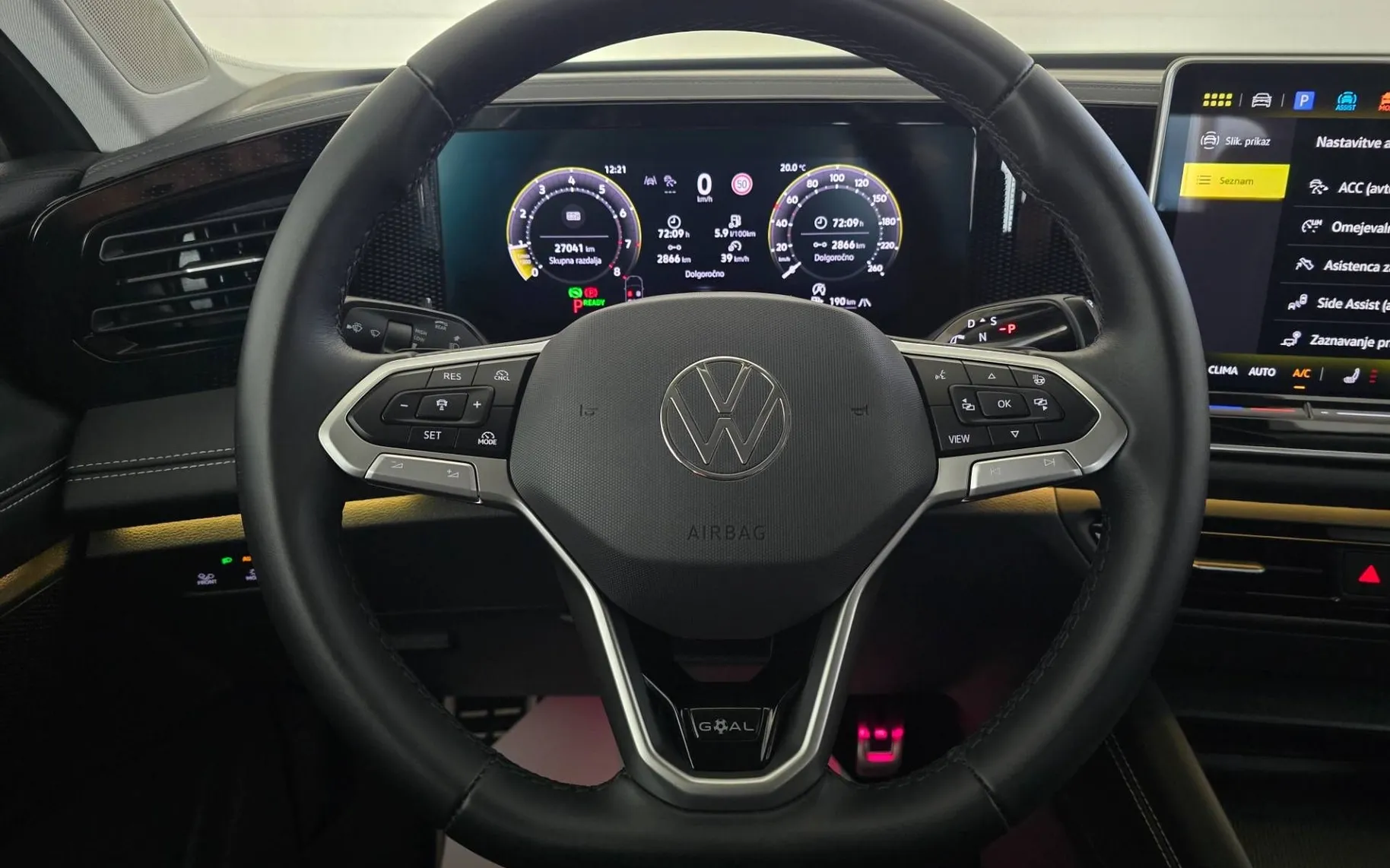 Notranja slika - Volkswagen Tiguan - 1.5 eTSI GOAL DSG - LED Plus.360kam.asistence.navi - 12